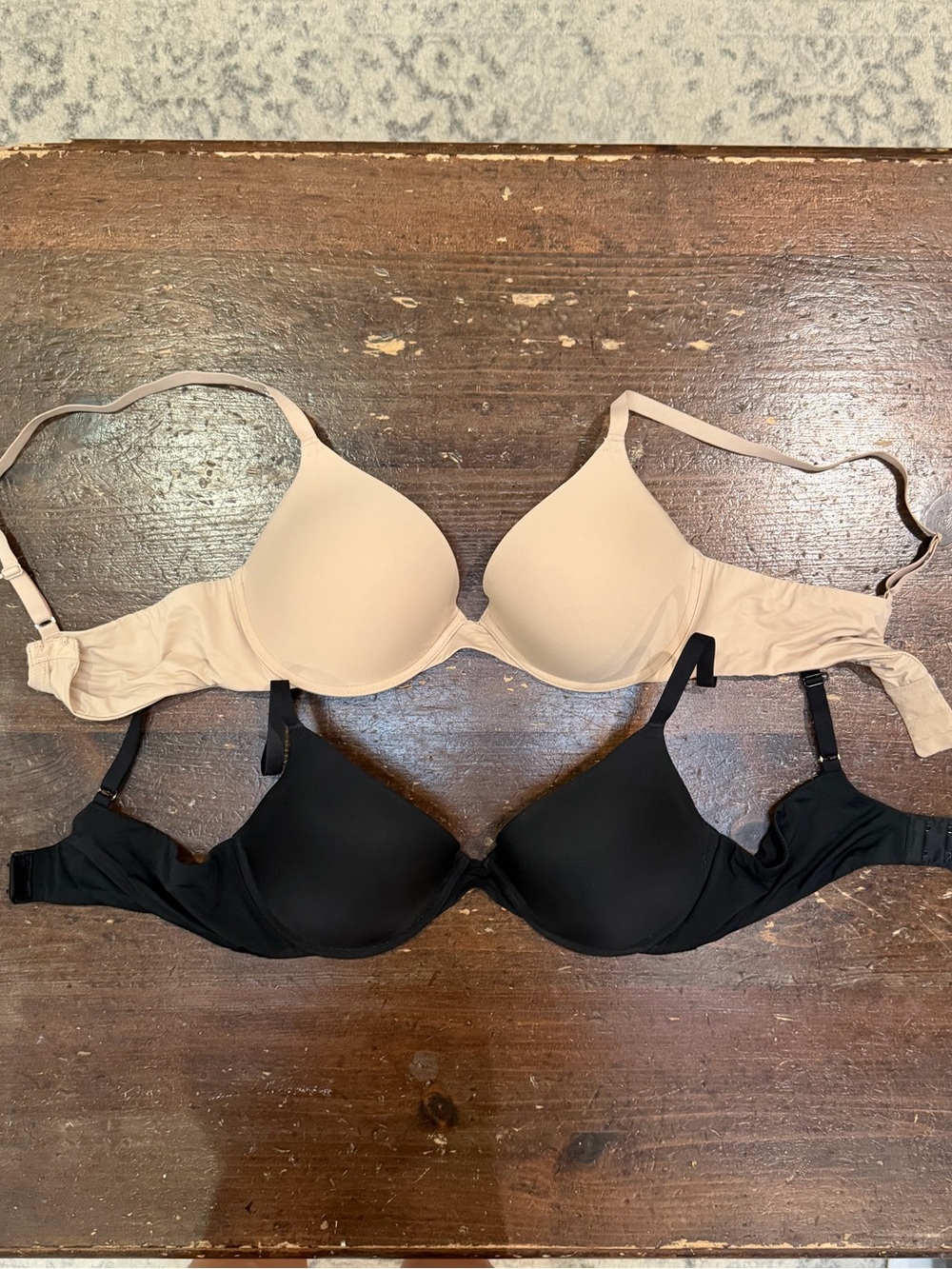 2 Natori Minimal Push Up Convertible Underwire Bras 36C